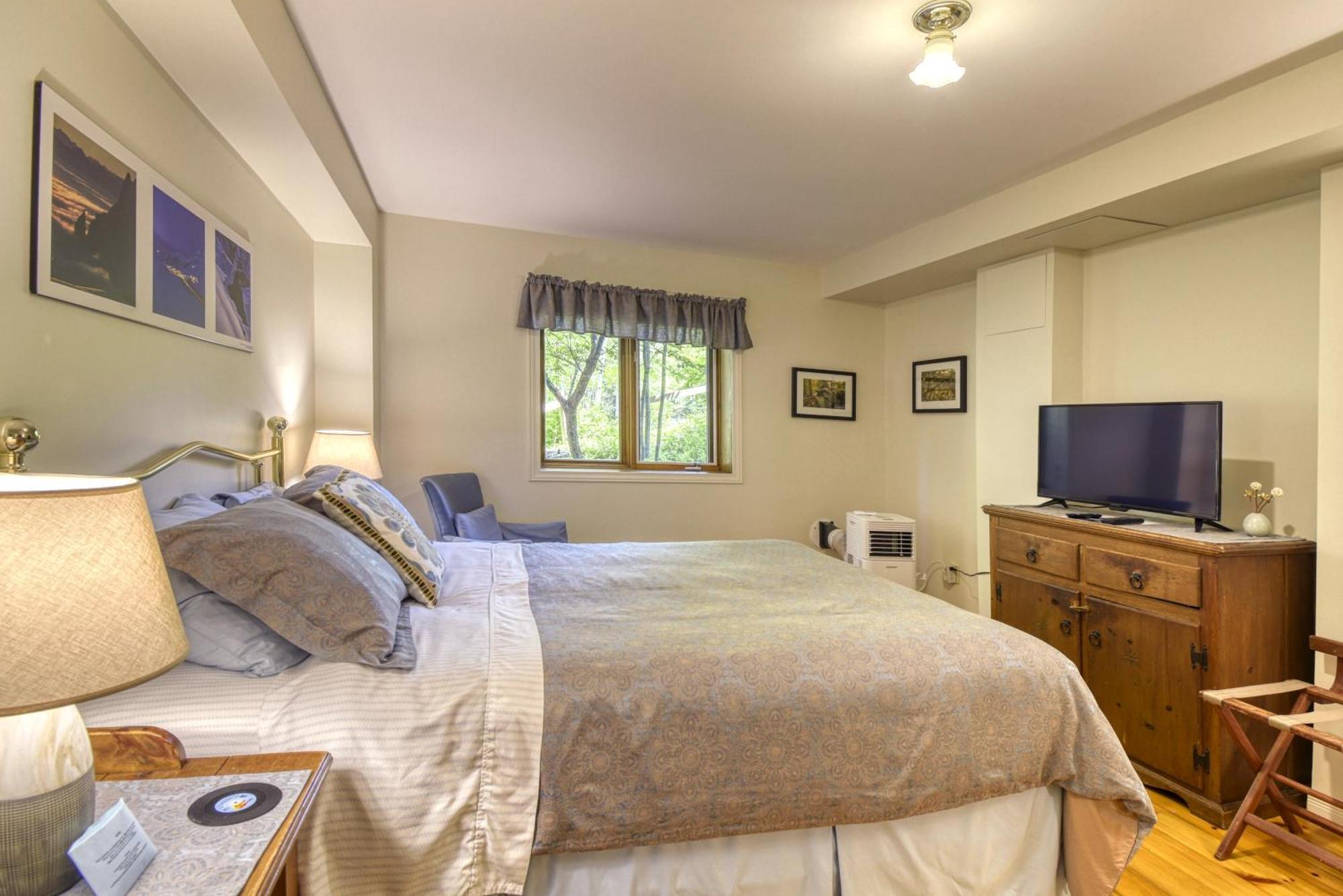 Auberge Le Lupin-Self Check-In Mont-Tremblant Luaran gambar