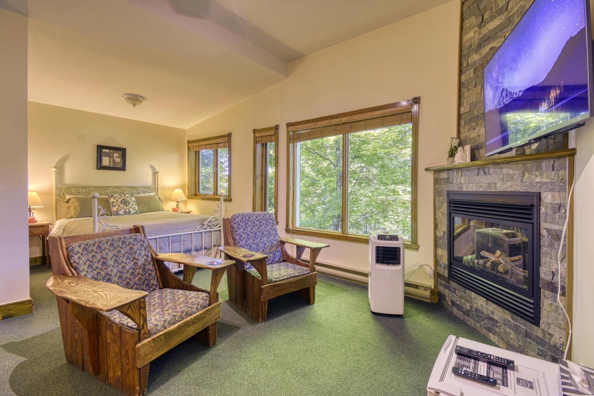Auberge Le Lupin-Self Check-In Mont-Tremblant Luaran gambar